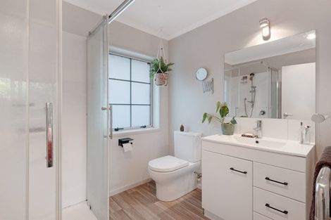 Photo of property in 8c Wiltshire Place, Te Puke, 3119