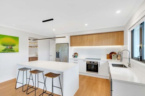 Photo of property in 10 Lesser Close, Rolleston, 7615