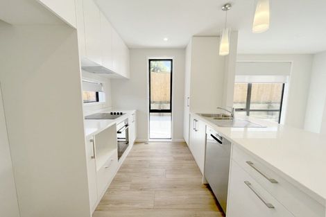 Photo of property in 10a Claridge Street, Glen Eden, Auckland, 0602