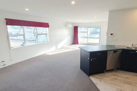 Photo of property in 8 Girton Terrace, Mount Cook, Wellington, 6021