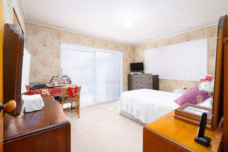 Photo of property in 134 Everglade Drive, Totara Heights, Auckland, 2105