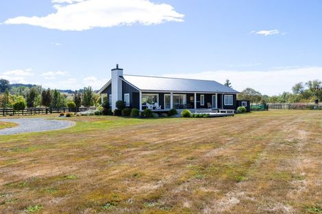 Photo of property in 72 River Road, Otane, Waipawa, 4271