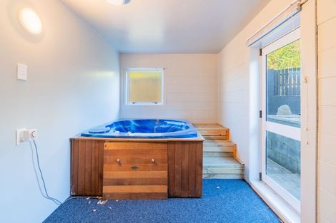Photo of property in 19 Seifert Street, Forest Lake, Hamilton, 3200