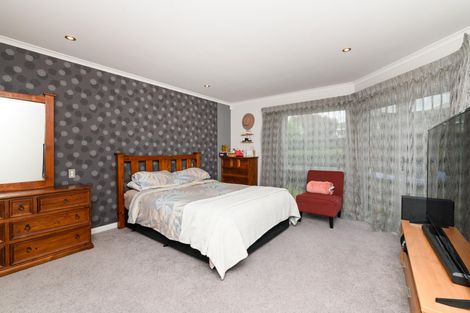 Photo of property in 67a Parnell Heights Drive, Kelvin Grove, Palmerston North, 4414