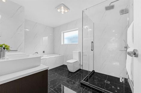 Photo of property in 62 Castlederg Drive, Flat Bush, Auckland, 2019