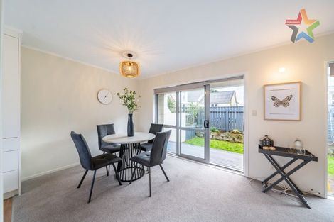 Photo of property in 74f4 Freyberg Street, Lyall Bay, Wellington, 6022