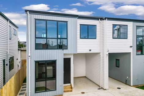 Photo of property in 180 Clevedon Road, Papakura, 2110