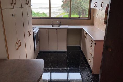Photo of property in 582 Weymouth Road, Weymouth, Auckland, 2103
