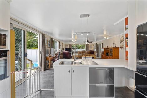 Photo of property in 14 Lauriston Street, Tokoroa, 3420