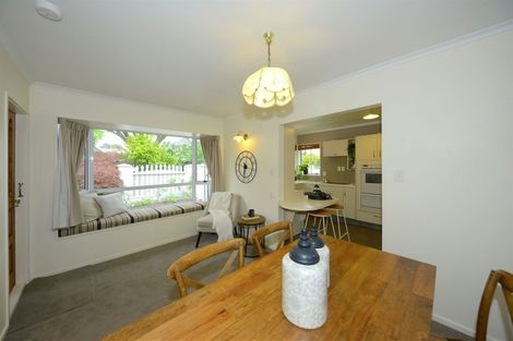 Photo of property in 3 Hatfield Place, Avonhead, Christchurch, 8042