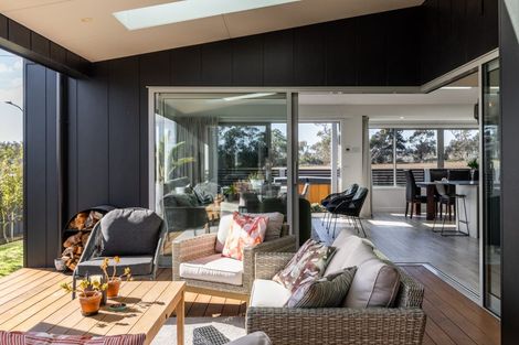 Photo of property in 143 Arataki Road, Havelock North, 4130