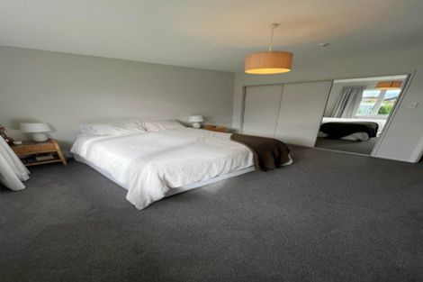 Photo of property in 69 Dunedin Street, Redwood, Christchurch, 8051