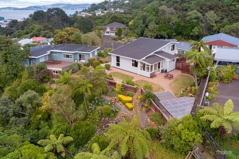 Photo of property in 44 Dowse Drive, Maungaraki, Lower Hutt, 5010