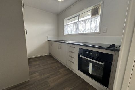 Photo of property in 27 John Walker Drive, Manurewa, Auckland, 2102