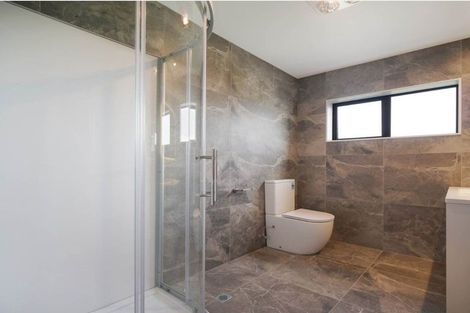 Photo of property in 2 Faithful Drive, Karaka, 2113