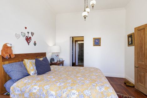 Photo of property in 18 Mitchell Street, Brooklyn, Wellington, 6021