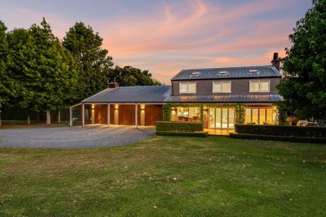 Photo of property in 42 Porterfield Road, Whitford, Howick, 2571