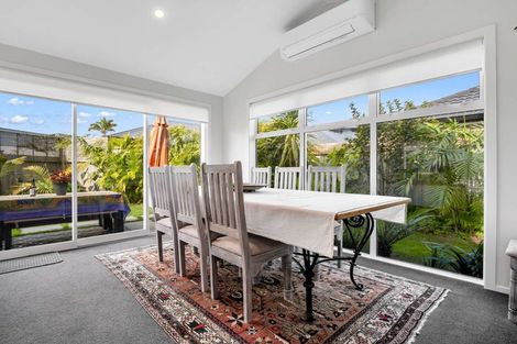 Photo of property in 4 Mida Close, Papamoa Beach, Papamoa, 3118