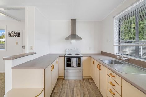 Photo of property in 15 Miles Place, Awapuni, Palmerston North, 4412