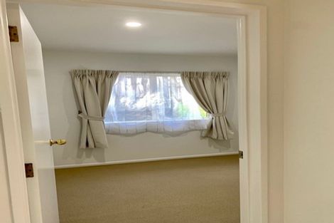 Photo of property in 3 Lyttelton Avenue, Forrest Hill, Auckland, 0620