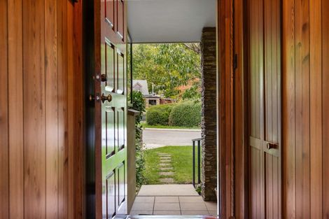 Photo of property in 12 Heuchan Lane, Wanaka, 9305