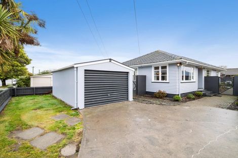 Photo of property in 53 Cutts Road, Russley, Christchurch, 8042