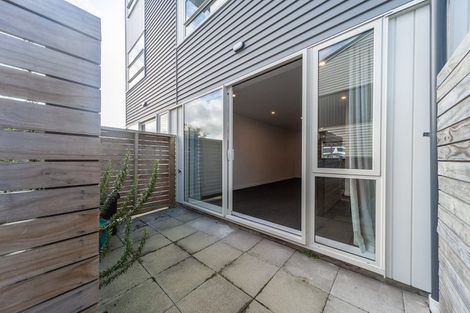 Photo of property in 24u2 Princess Terrace, Newtown, Wellington, 6021