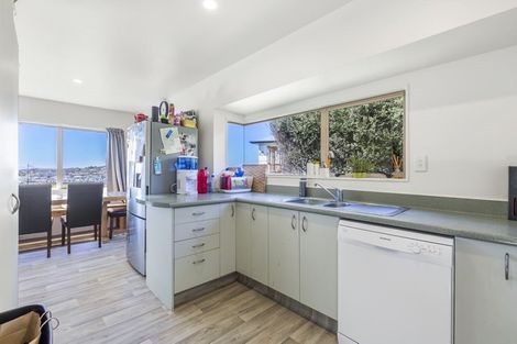Photo of property in 14 Greenview Lane, Red Beach, 0932