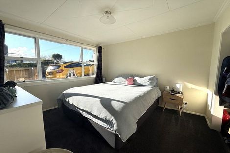 Photo of property in 19 Tomkins Street, Green Island, Dunedin, 9018
