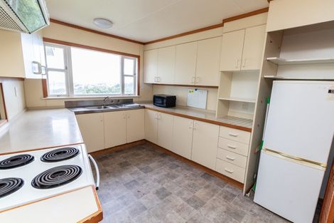 Photo of property in 32 Highbury Road, Highbury, Wellington, 6012