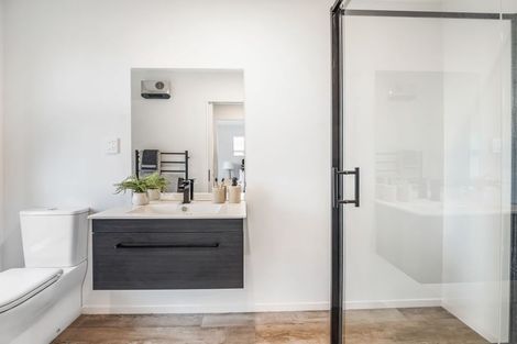 Photo of property in 160 Faringdon Boulevard, Rolleston, 7615