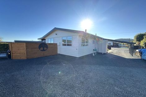 Photo of property in 38 Saint Catherine Street, Kaitangata, 9210
