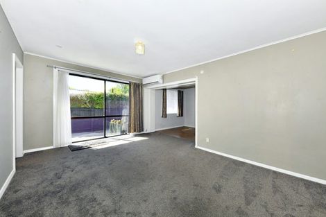 Photo of property in 34 Attlee Crescent, Bryndwr, Christchurch, 8053