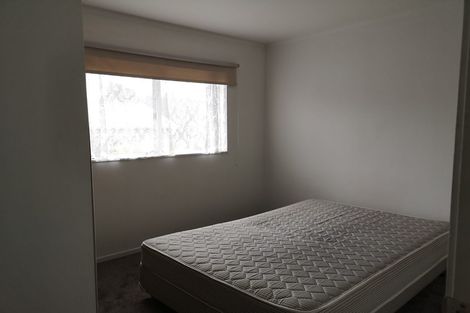 Photo of property in 1/46 Chippendale Crescent, Birkdale, Auckland, 0626