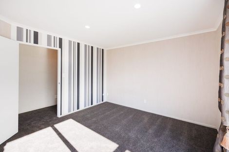 Photo of property in 20 Johnstone Drive, Fitzherbert, Palmerston North, 4410
