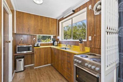 Photo of property in 96 Lake Terrace Road, Burwood, Christchurch, 8061