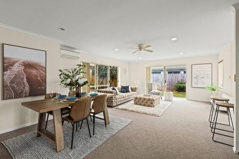 Photo of property in 106 Lakeside Drive, Orewa, 0931