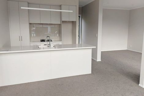 Photo of property in 25 Koreke Close, Kenepuru, Porirua, 5022