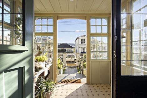Photo of property in 111 Brougham Street, Mount Victoria, Wellington, 6011