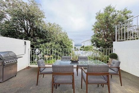 Photo of property in Mcfarlane Mews, 6/2 Mcfarlane Street, Mount Victoria, Wellington, 6011