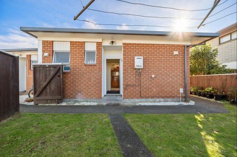 Photo of property in 28a Clemow Road, Fitzroy, New Plymouth, 4312