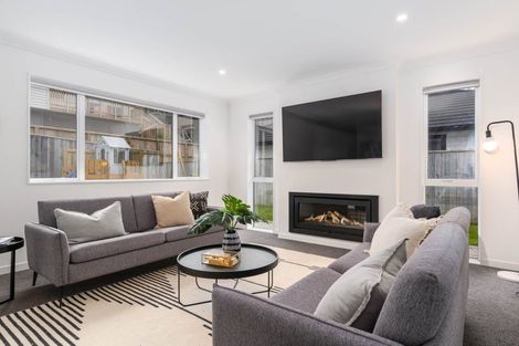 Photo of property in 119 Melksham Drive, Churton Park, Wellington, 6037