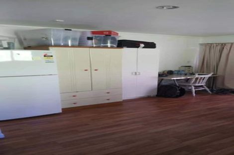 Photo of property in 1/3 Manutara Avenue, Forrest Hill, Auckland, 0620