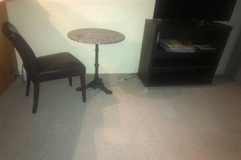 Photo of property in St Pauls Apartments, 57/43u Mulgrave Street, Thorndon, Wellington, 6011
