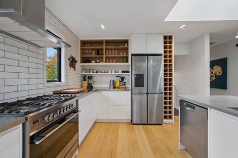 Photo of property in 28 Mcadam Drive, Jacks Point, Queenstown, 9371