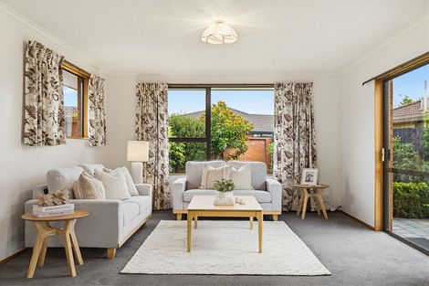 Photo of property in 37 Ben Nevis Drive, Broomfield, Christchurch, 8042