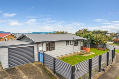 Photo of property in 24 Shirtliff Street, Riversdale, Blenheim, 7201