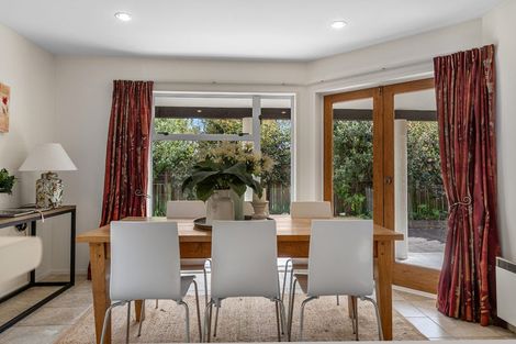 Photo of property in 84 Bowenvale Avenue, Cashmere, Christchurch, 8022