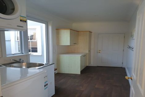 Photo of property in 7 The Topdeck, Whitby, Porirua, 5024