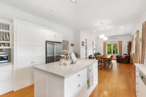 Photo of property in 5a Raukawa Grove, Waiuku, 2123